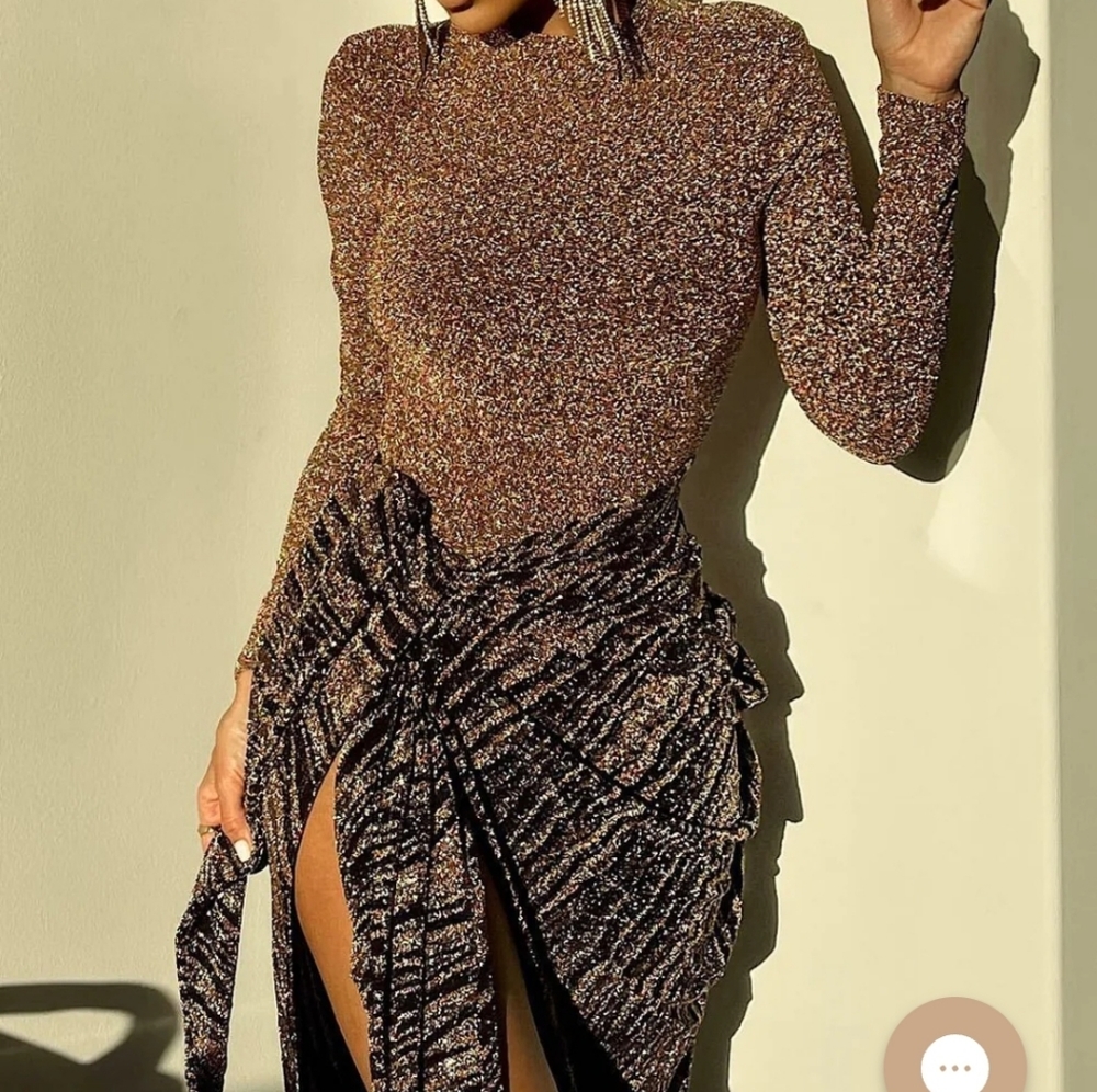 GOLD/BLACK UNTAMED SLIT DRESS